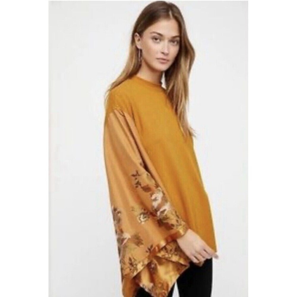 Free People Floral Embroidered Sydney Tuesday Kimono Sleeve Top Size XS Raw Hem
